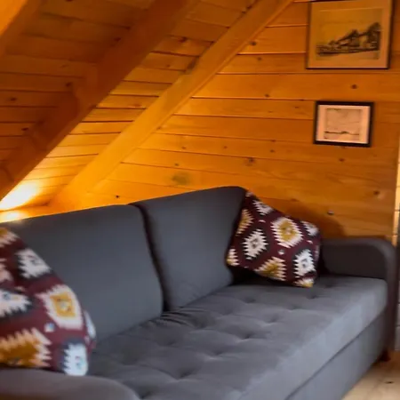 Wood Hillside Retreat *