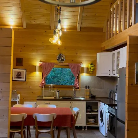 Wood Hillside Retreat Banja Luka