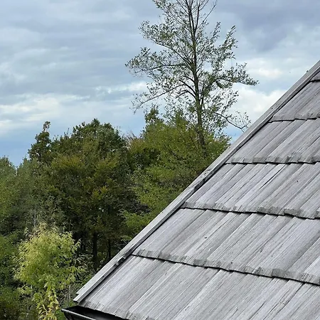 Wood Hillside Retreat * Banja Luka