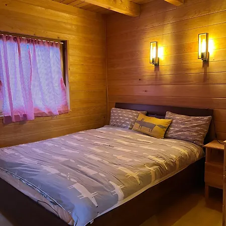 Holiday home Wood Hillside Retreat *