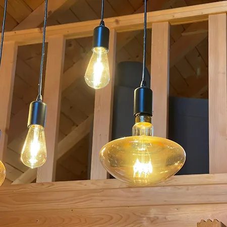 Wood Hillside Retreat Holiday home *